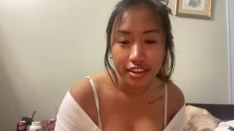 viviandela97 online show from 04/22/26, 03:42