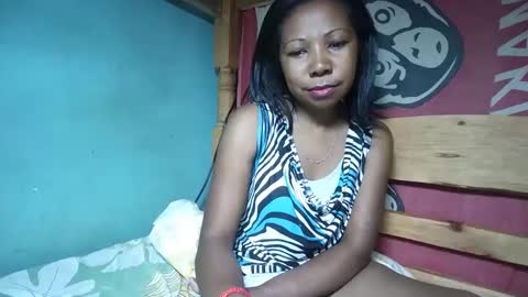 viviane0812 online show from 03/12/25, 06:22