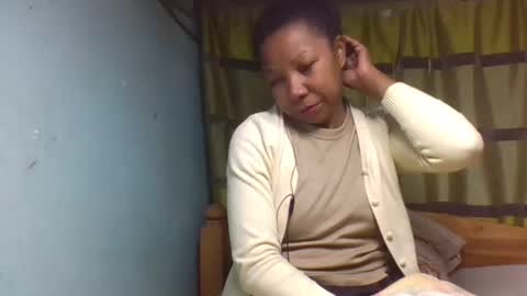 viviane0812 online show from 09/08/25, 04:28