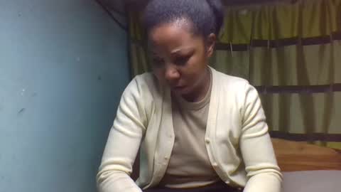 viviane0812 online show from 09/09/25, 10:42