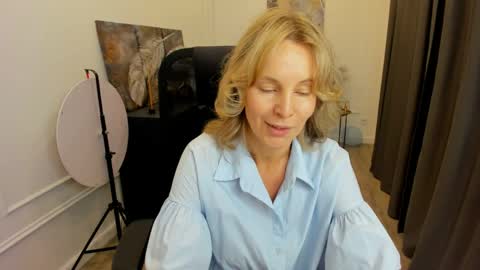 Sinti online show from 05/25/26, 04:29