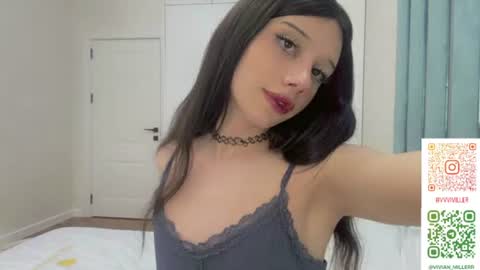 Snapshot of vivianmiller_ chatting on 06/26/26, 03:33 Vivian online show from 06/26/26, 03:33