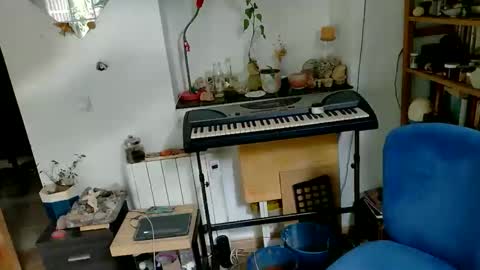 Viv online show from 12/21/25, 10:55