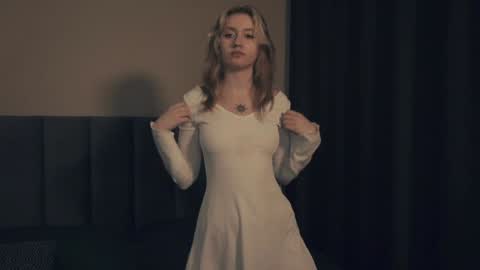 Nelly and Mari online show from 03/04/25, 12:39