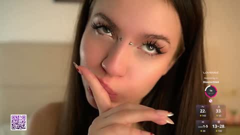 Nelly and Mari online show from 10/23/25, 07:29