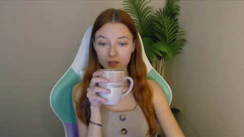 Vivien online show from 12/13/24, 10:13