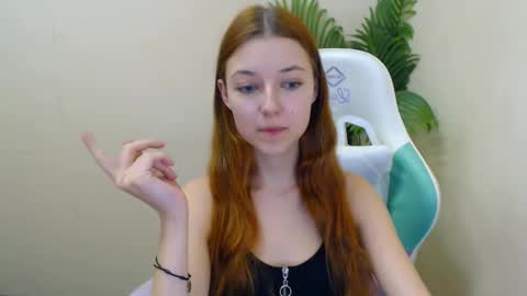 Vivien online show from 02/05/25, 09:50