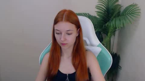 Vivien online show from 09/16/25, 05:58