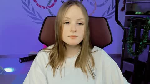 Vivien online show from 12/31/24, 11:20