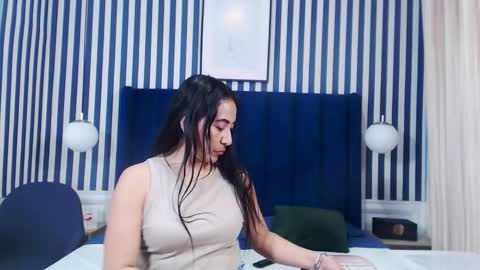 Vivian  online show from 09/10/25, 01:44