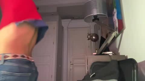 Snapshot of vivisasagregre chatting on 12/24/24, 12:55 Nero88 online show from 12/24/24, 12:55