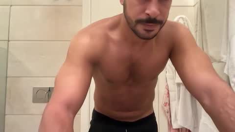 Snapshot of vivisasagregre chatting on 10/16/25, 07:09 Nero88 online show from 10/16/25, 07:09