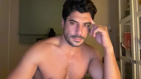 Snapshot of vivisasagregre chatting on 10/28/25, 09:39 Nero88 online show from 10/28/25, 09:39