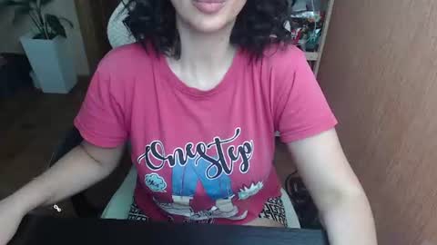 Snapshot of vivo244 chatting on 07/05/26, 10:28 Eva online show from 07/05/26, 10:28