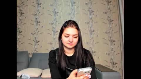 Snapshot of vivstar chatting on 02/25/25, 12:47 vivstar online show from 02/25/25, 12:47