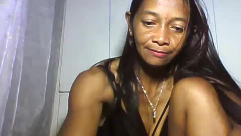 Snapshot of vixen_lina chatting on 06/16/26, 07:49 vixen_lina online show from 06/16/26, 07:49