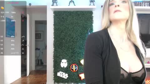 Vixen online show from 11/02/25, 03:25