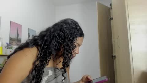 vixenlust17 online show from 02/25/26, 02:10