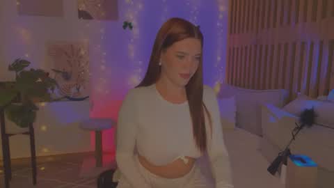 Snapshot of vixensinss chatting on 01/15/26, 06:22 Sofia online show from 01/15/26, 06:22