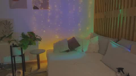 Snapshot of vixensinss chatting on 01/31/26, 08:07 Sofia online show from 01/31/26, 08:07