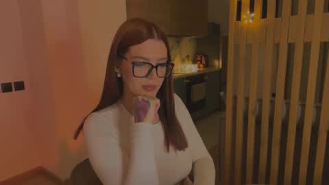 Snapshot of vixensinss chatting on 03/01/26, 06:43 Sofia online show from 03/01/26, 06:43