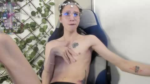 vodkadelulo online show from 04/22/26, 07:04