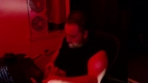Snapshot of voidcatdaddy chatting on 05/22/26, 05:58 Rev online show from 05/22/26, 05:58