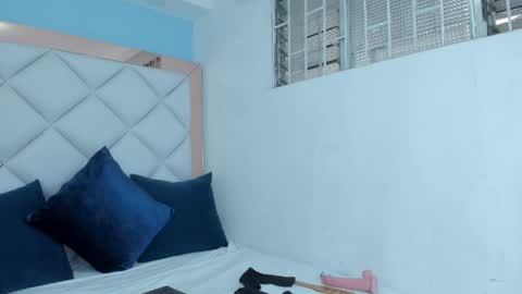 Lisa online show from 04/25/26, 09:56