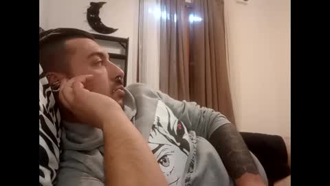 volpecesare419 online show from 03/01/25, 02:23