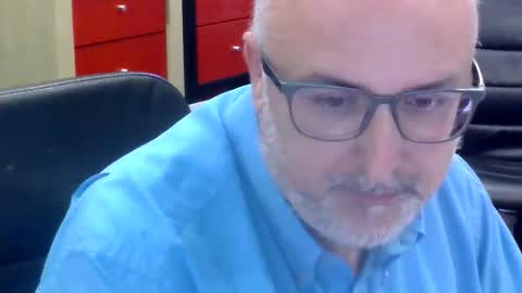 volpi72 online show from 05/19/26, 06:58