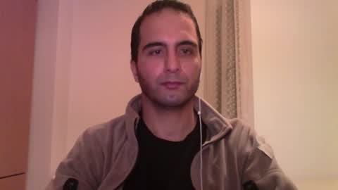 Snapshot of volve5 chatting on 02/11/25, 09:35 volve5 online show from 02/11/25, 09:35