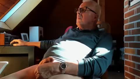 heinz online show from 12/29/24, 01:17