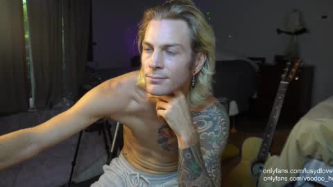 Voodoo and Lucy online show from 10/02/25, 02:29