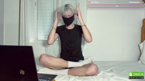 vornyx online show from 05/08/26, 11:59