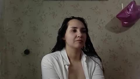 voulezvous_angel online show from 02/17/26, 06:21