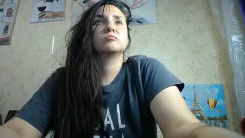 voulezvous_angel online show from 06/14/26, 07:27