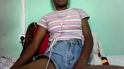 vounialdy online show from 01/27/25, 02:46