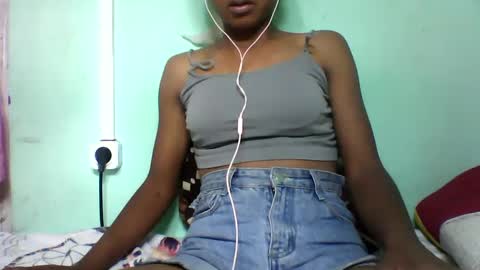 vounialdy online show from 01/30/25, 05:39