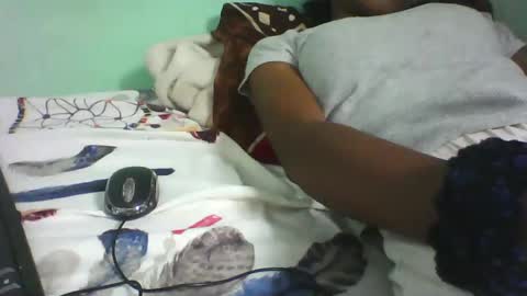 vounialdy online show from 02/08/25, 06:44