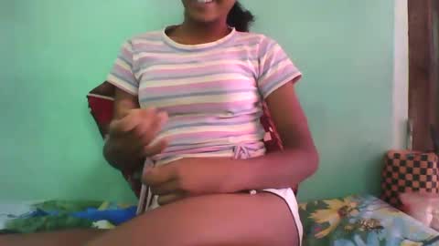 vounialdy online show from 02/24/25, 07:33