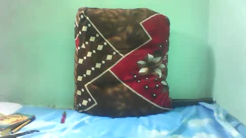 vounialdy online show from 03/02/25, 06:37