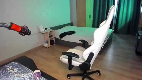 vova online show from 10/29/25, 09:33