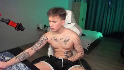 vova online show from 12/01/25, 12:54