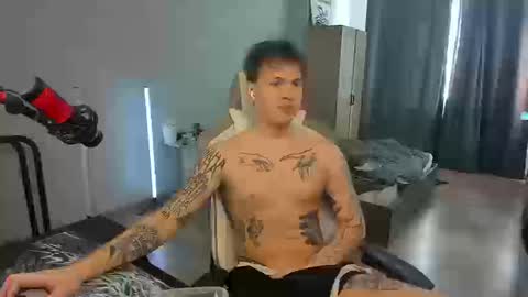 Snapshot of vova_belkin_ chatting on 03/13/26, 10:55 vova online show from 03/13/26, 10:55