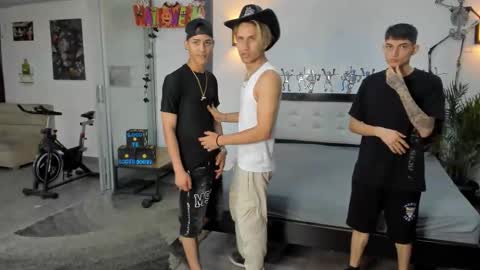 voyeurism_guys online show from 10/11/25, 10:52