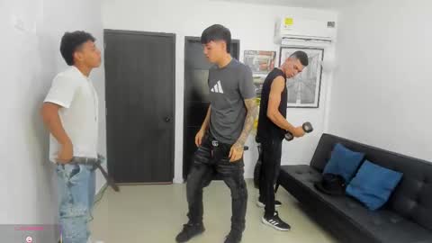 voyeurism_guys online show from 03/10/26, 11:10