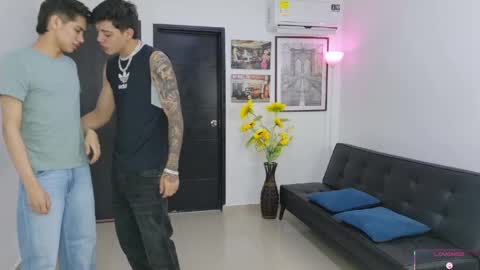 voyeurism_guys online show from 04/27/26, 11:14