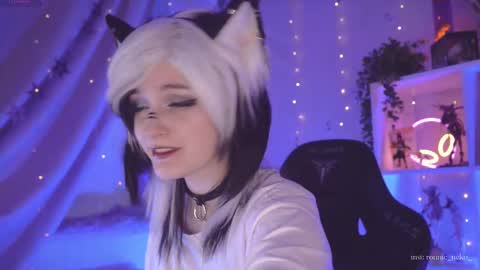 vronnier online show from 03/08/25, 03:56