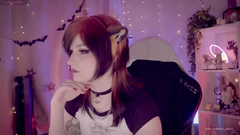 vronnier online show from 11/18/25, 11:47