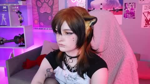 vronnier online show from 04/16/26, 03:57